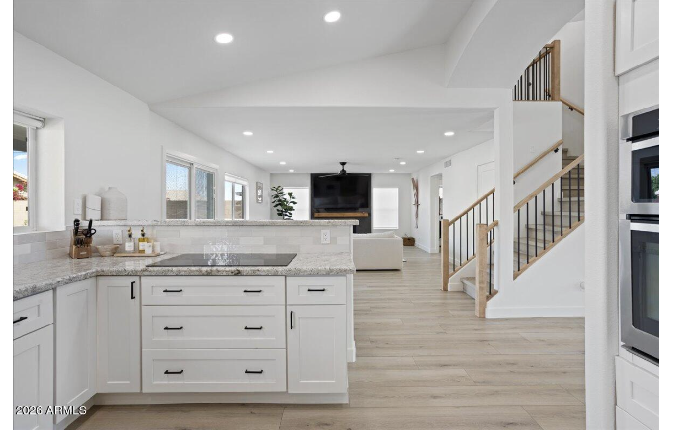 17521 N 84TH LN, Peoria, AZ 85382 - Kitchen